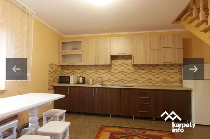 Villa Dva Opryshka Yaremche Exterior foto